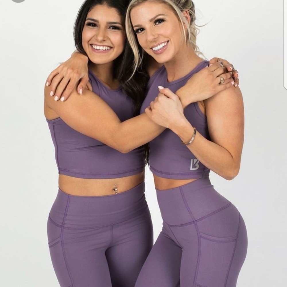 ISO BUFF BUNNY CROP
